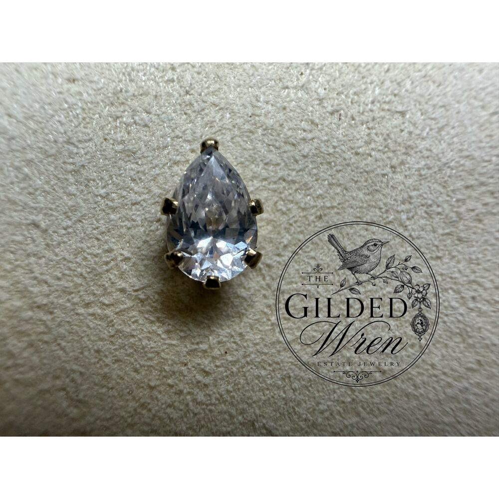Vintage 14K Gold Pear Cut CZ Stud Earrings Petite Teardrop 6.3x4mm .55g